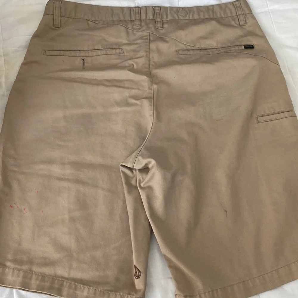 Volcom Shorts size 34 - Picture 3 of 8